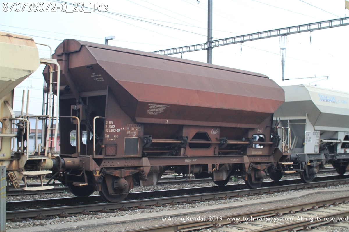 870735072-0_23_Tds.JPG